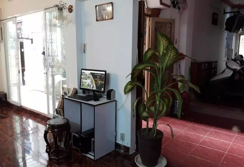 پانسیون Miss Loi Guest House