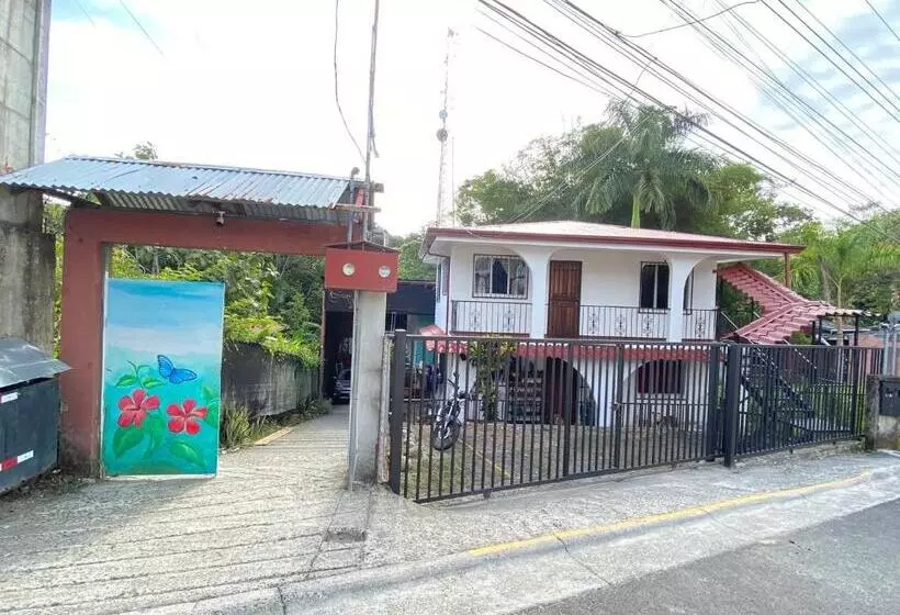 Blue Morpho House B&b