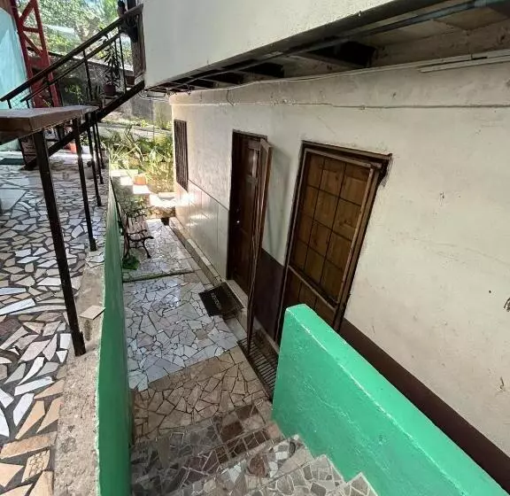 Blue Morpho House B&b