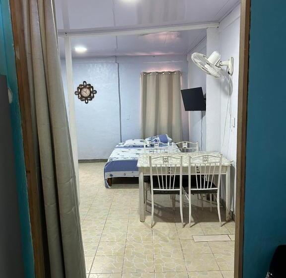 Blue Morpho House B&b