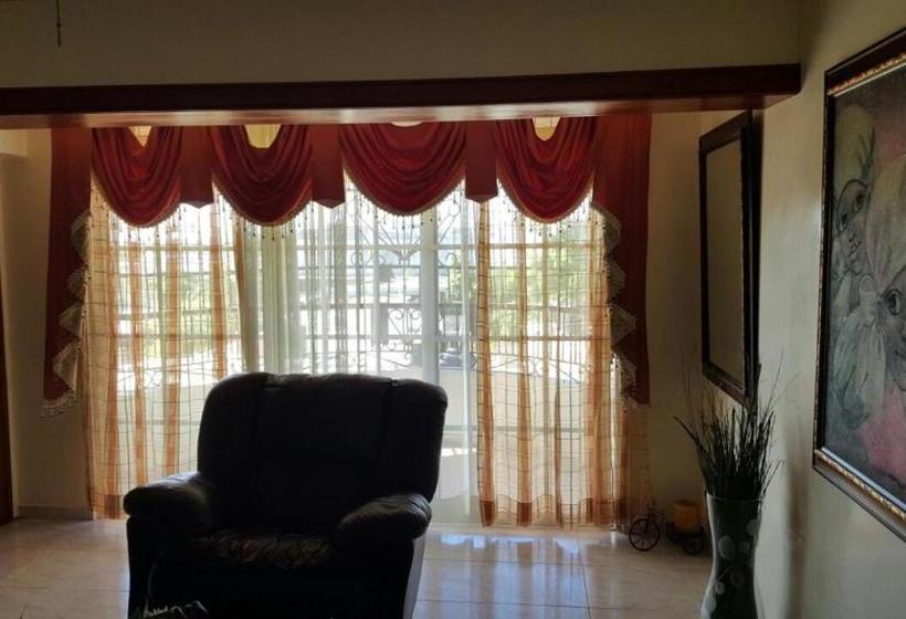 پانسیون Apartamento Florangel Full Deluxe