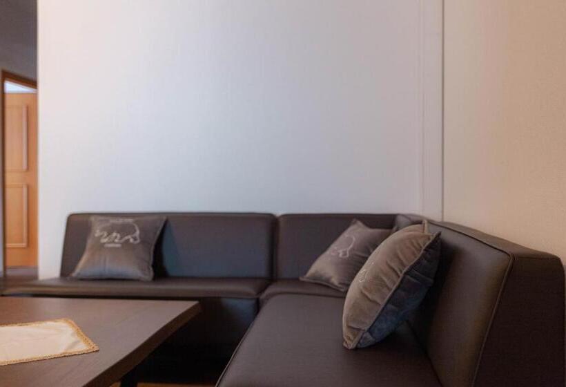 بنسيون Hôtel De L Ours