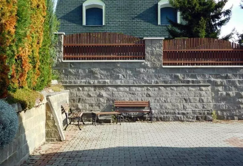 Majatalo Penzion Petko