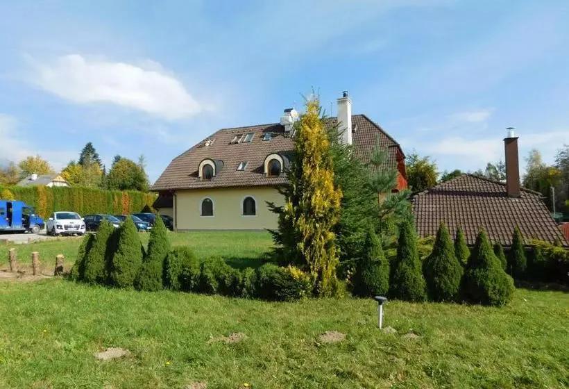 Majatalo Penzion Petko