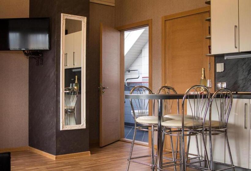 پانسیون Romance