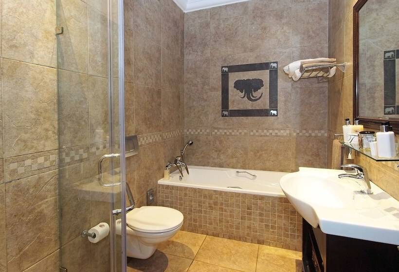 פנסיון Ushaka Manor Guest House