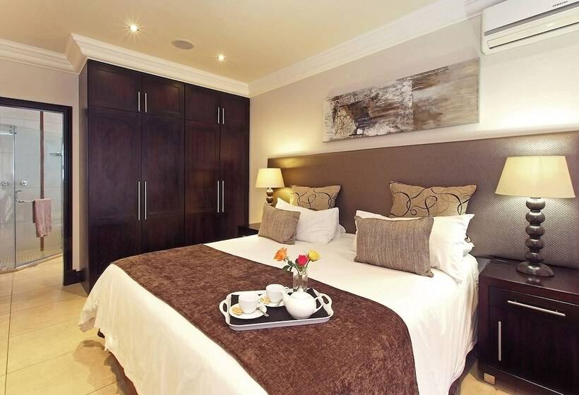 פנסיון Ushaka Manor Guest House