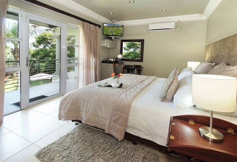 פנסיון Ushaka Manor Guest House