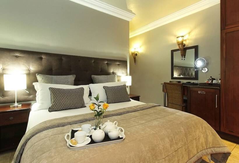 פנסיון Ushaka Manor Guest House