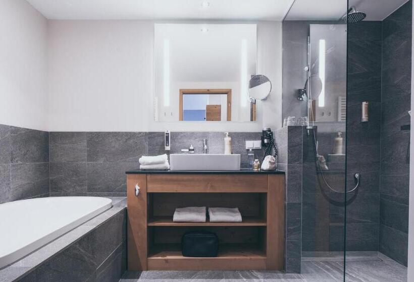 Pur Suites & Chalets