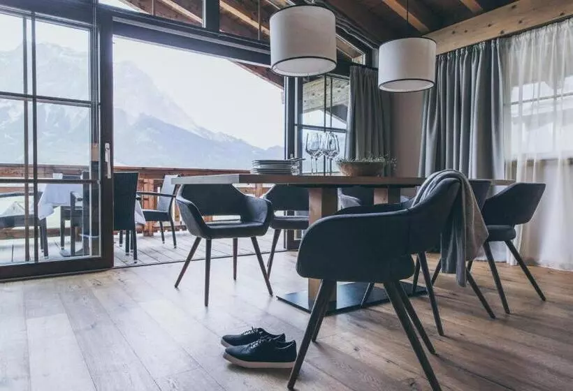 Pur Suites & Chalets