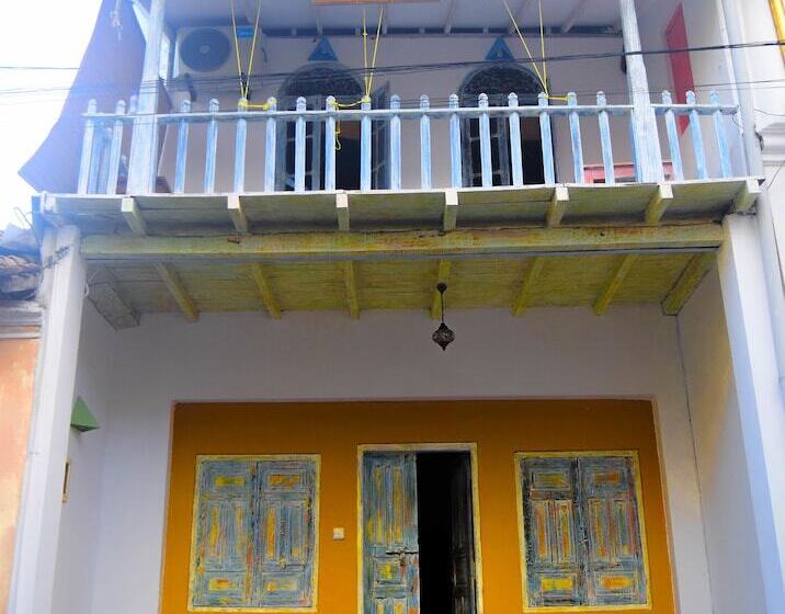 بنسيون Antic Guesthouse   Galle Fort