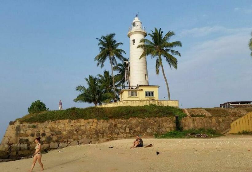 بنسيون Antic Guesthouse   Galle Fort