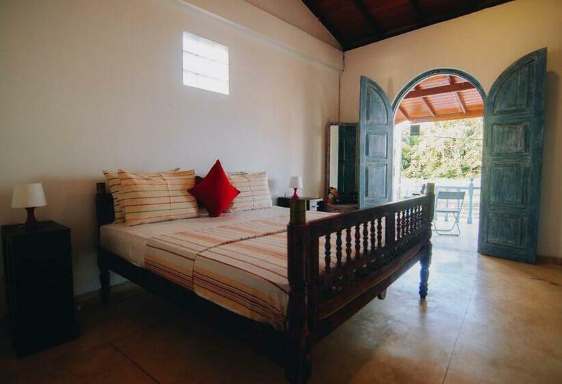 بنسيون Antic Guesthouse   Galle Fort