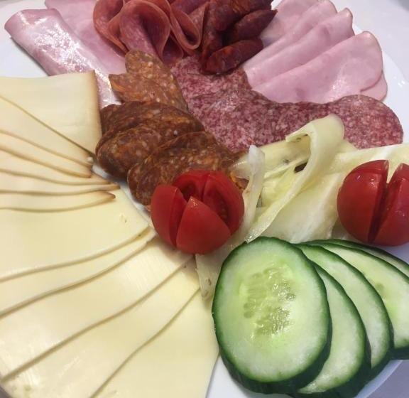 بنسيون Ház Az Erdő Szélén