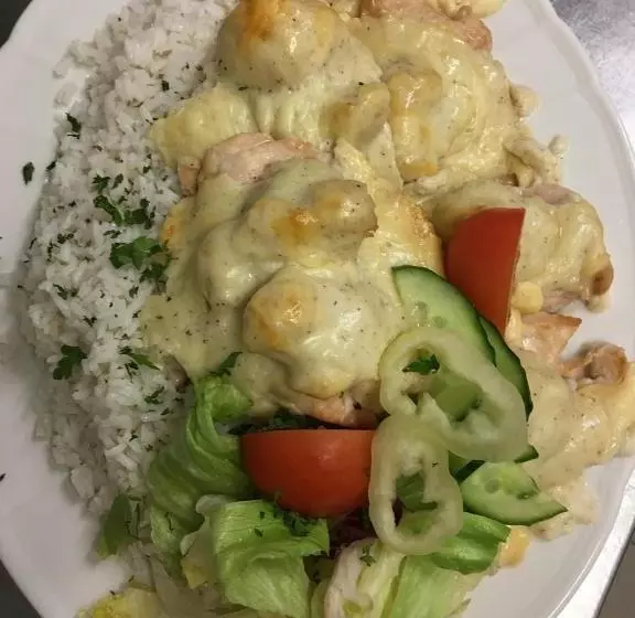 ペンション Ház Az Erdő Szélén