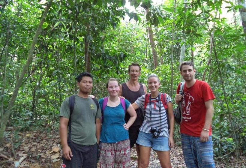 بنسيون Ida Guest House & Jungle Trekking