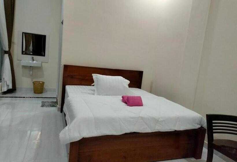 بنسيون Ida Guest House & Jungle Trekking