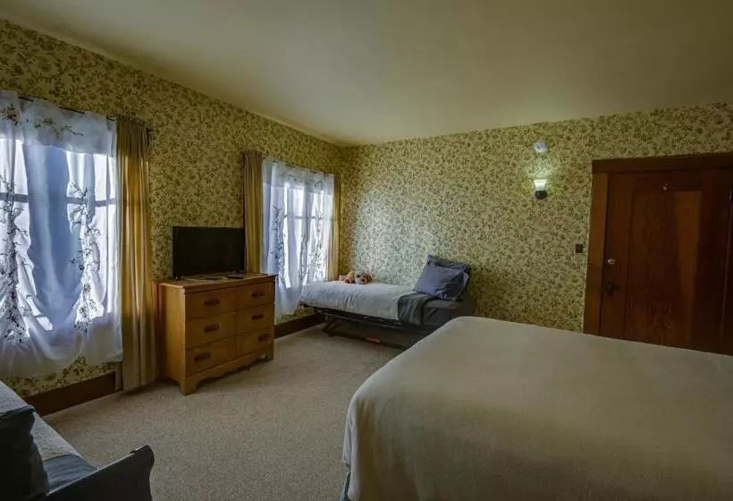 Retkeilymaja The Captains Quarters