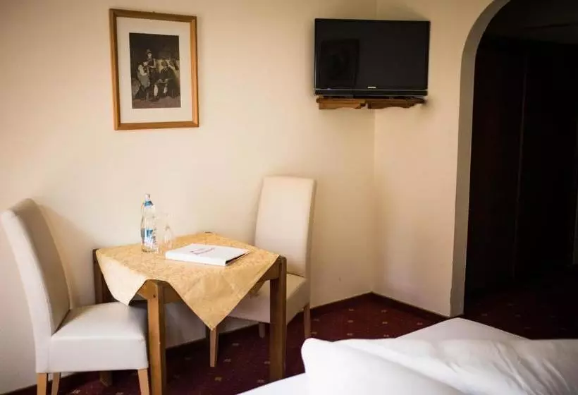 ユースホステル Zum Sepp