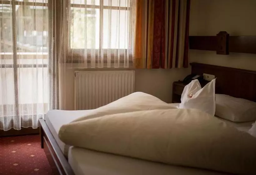 ユースホステル Zum Sepp