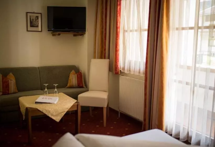 ユースホステル Zum Sepp