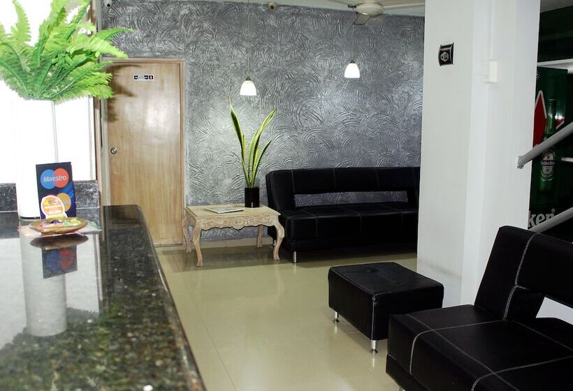 هتل Ibiza Cartagena