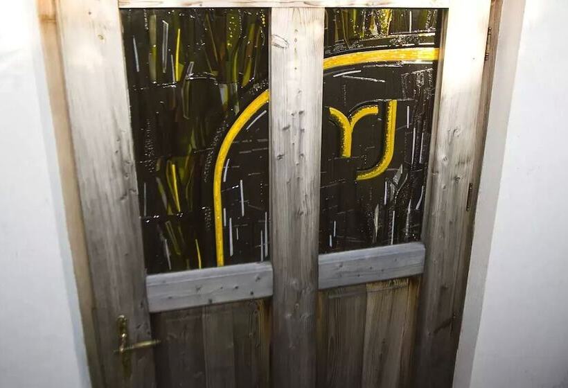 Отель Remushof Jagschitz