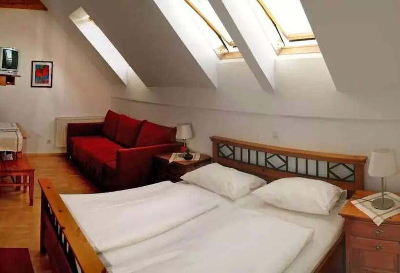 Hotelli Remushof Jagschitz