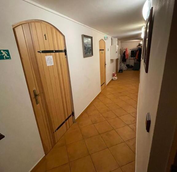 ペンション Hepnarova Bouda