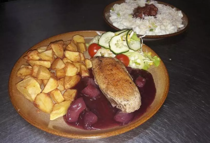 Majatalo Penzión Jánošíkova Krčma