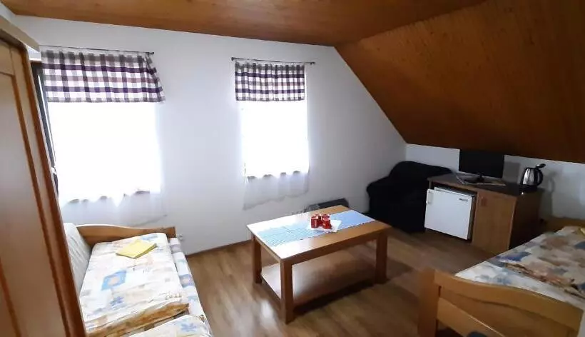 Majatalo Penzión Jánošíkova Krčma