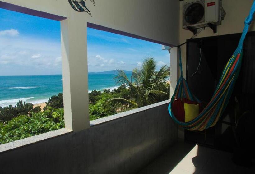 Pension Pousada Oceanas Frente Mar Estaleiro