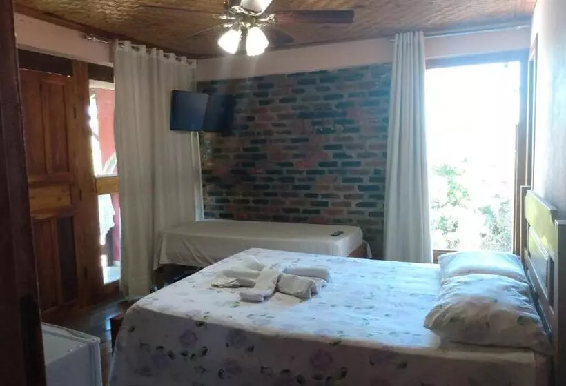 ペンション Pousada Pantanal Da Serra