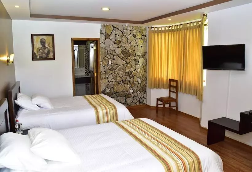 ユースホステル Hosteria Quinta San Miguel