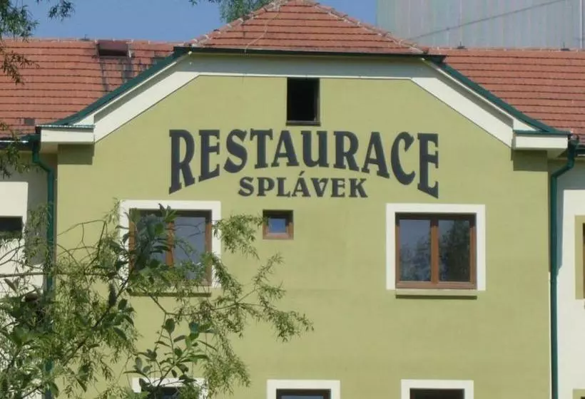 Majatalo S Restaurací Splávek