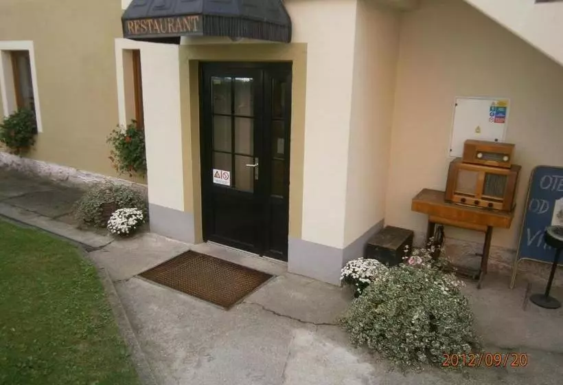 Majatalo S Restaurací Splávek