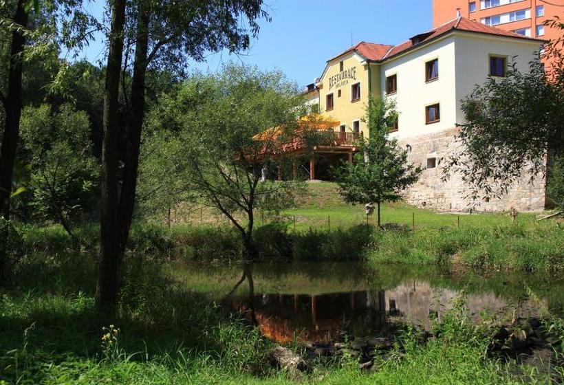 Пансион S Restaurací Splávek