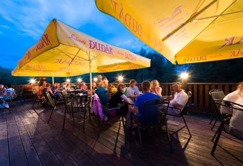 Majatalo S Restaurací Splávek