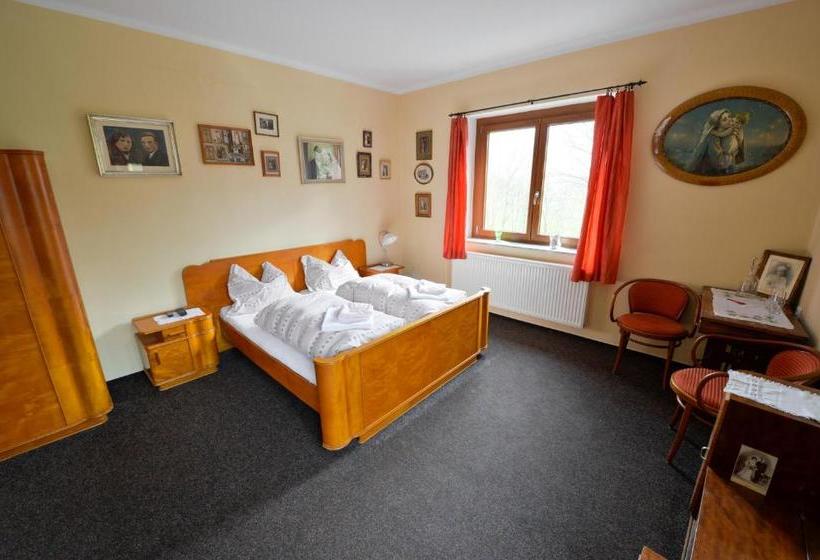 Пансион S Restaurací Splávek