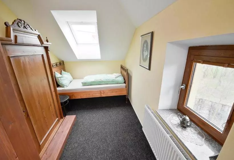 Majatalo S Restaurací Splávek