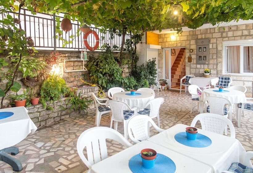 پانسیون Guest House Vucicevic