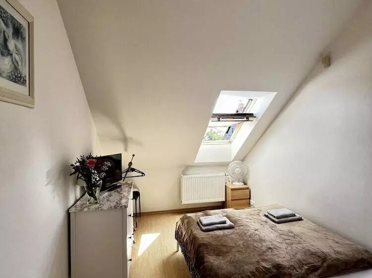 Majatalo Penzion Sofi