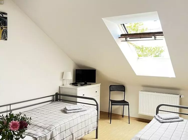 Majatalo Penzion Sofi