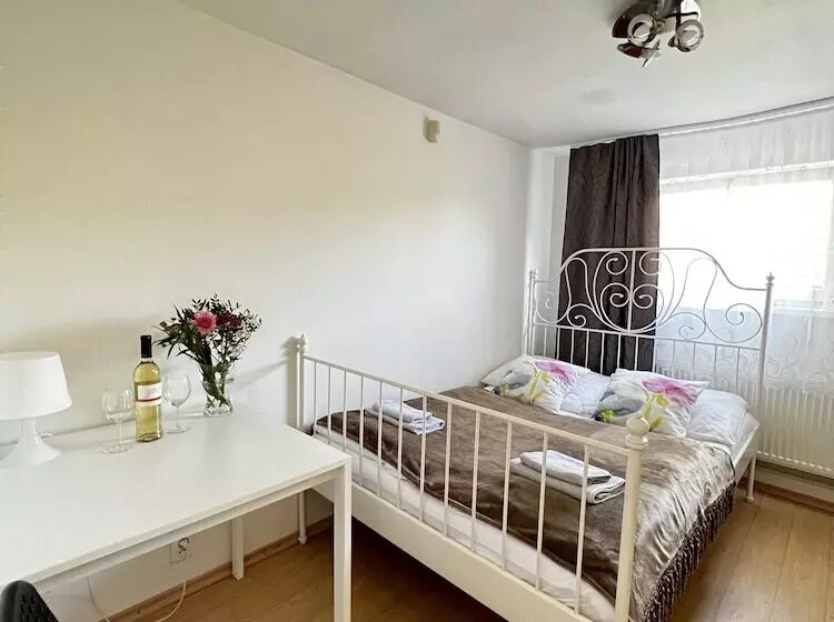 Majatalo Penzion Sofi