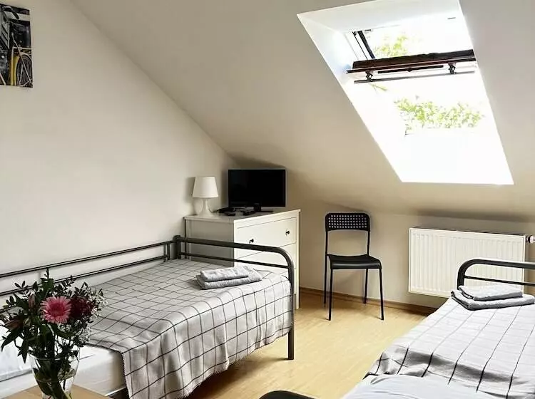 Majatalo Penzion Sofi