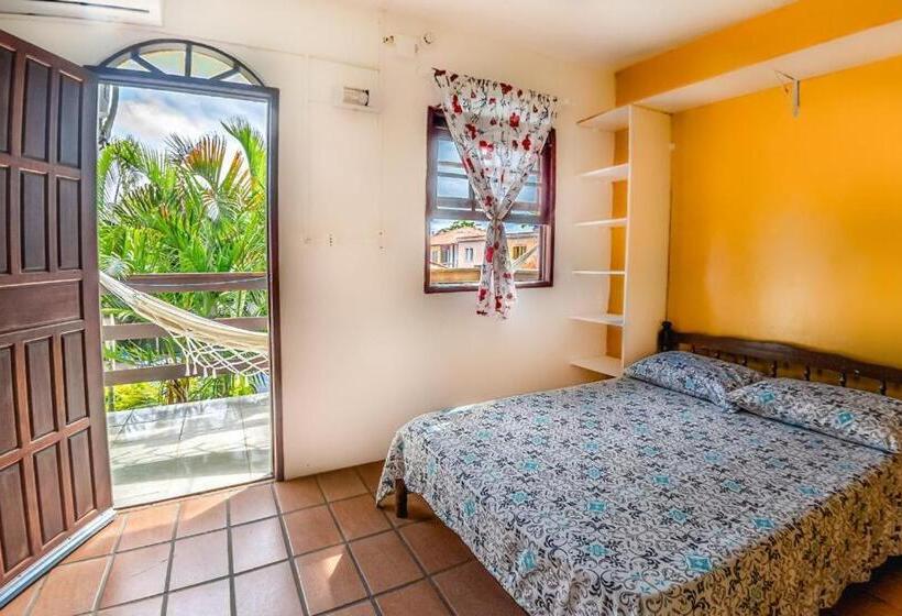 پانسیون Pousada Charle Brown