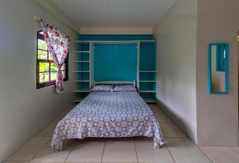 پانسیون Pousada Charle Brown