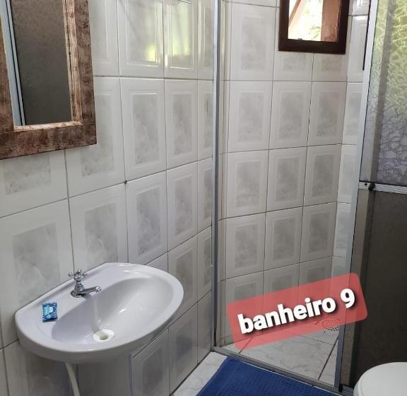 پانسیون Pousada Charle Brown