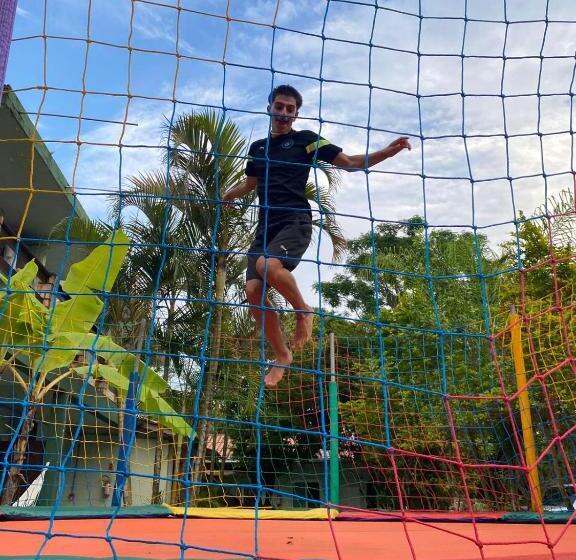 پانسیون Pousada Charle Brown